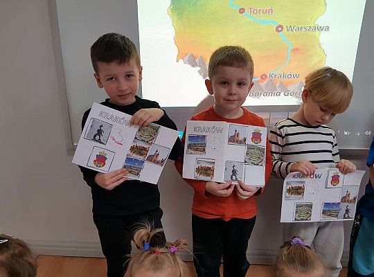 Gr. III- "Płynie Wisła, płynie..." - tydzień u średniaków