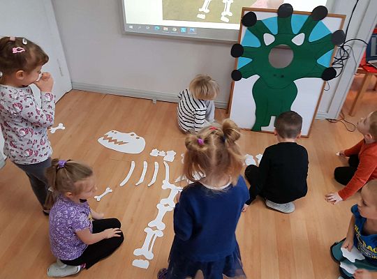 Gr. III- Dzień Dinozaura