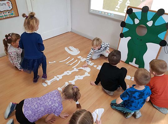 Gr. III- Dzień Dinozaura