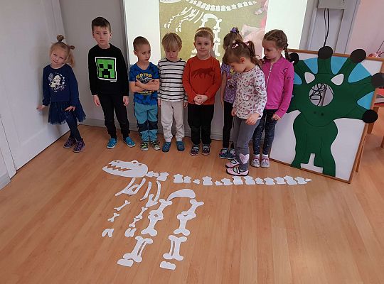 Gr. III- Dzień Dinozaura