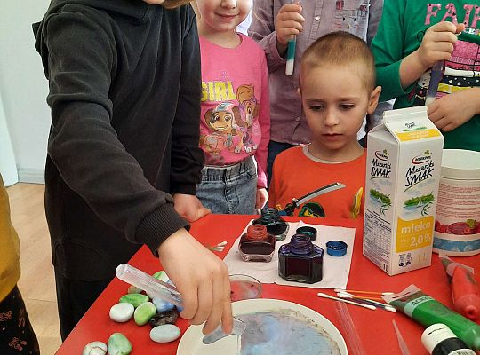 Gr.III Czy to już sztuka? Zabawy kolorami