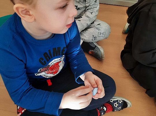 Gr.III Czy to już sztuka? Zabawy kolorami