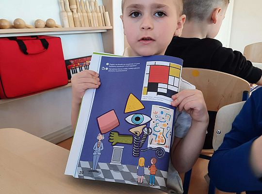 Gr.III Czy to już sztuka? Zabawy kolorami