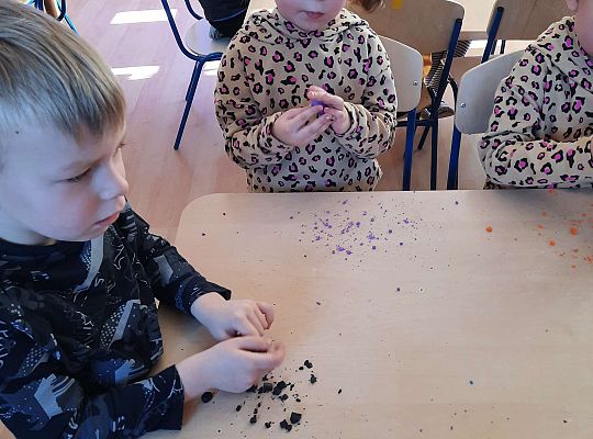 Gr.III Sprytne palce-pokrusz i sklej