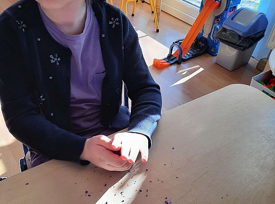 Gr.III Sprytne palce-pokrusz i sklej