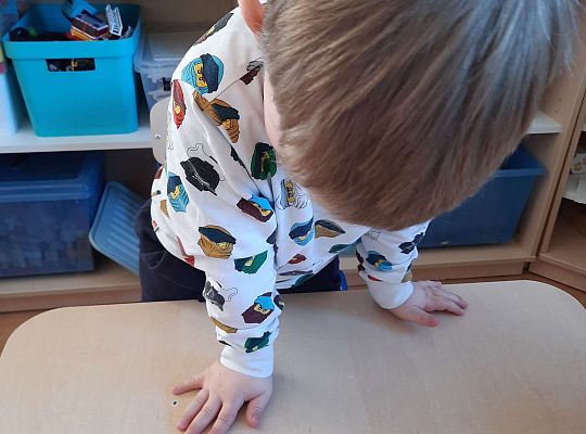 Gr.III Sprytne palce-pokrusz i sklej