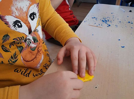 Gr.III Sprytne palce-pokrusz i sklej