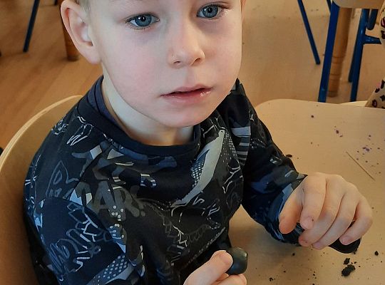 Gr.III Sprytne palce-pokrusz i sklej