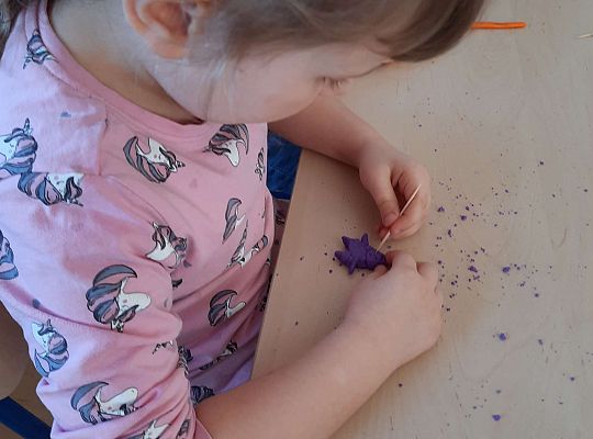 Gr.III Sprytne palce-pokrusz i sklej