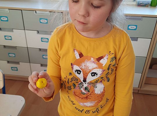 Gr.III Sprytne palce-pokrusz i sklej