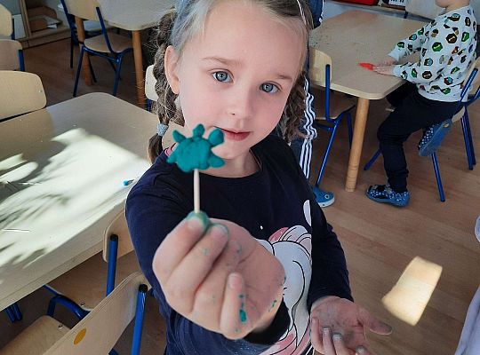 Gr.III Sprytne palce-pokrusz i sklej