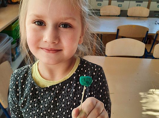 Gr.III Sprytne palce-pokrusz i sklej