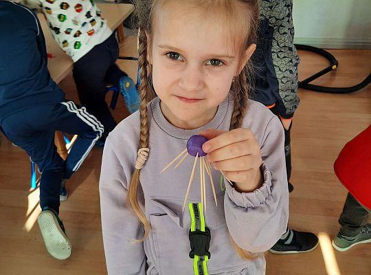 Gr.III Sprytne palce-pokrusz i sklej