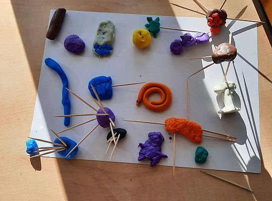 Gr.III Sprytne palce-pokrusz i sklej