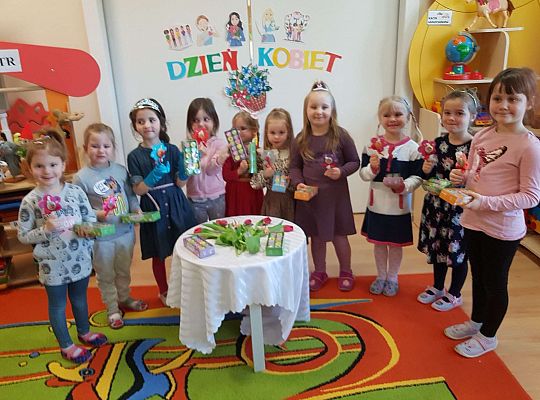 Gr. II "Dzień Kobiet"