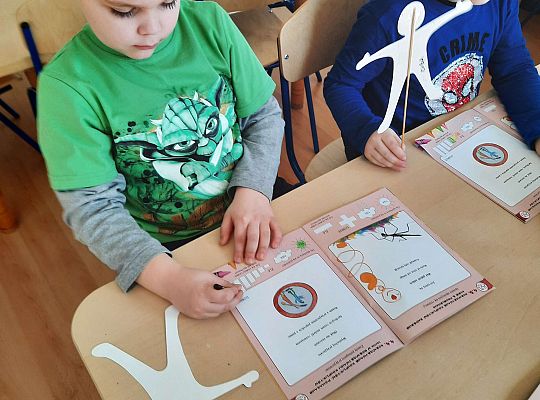 Gr. III "Przyjaciele Zippiego"- Pomaganie innym w rozwiązywaniu konfliktów