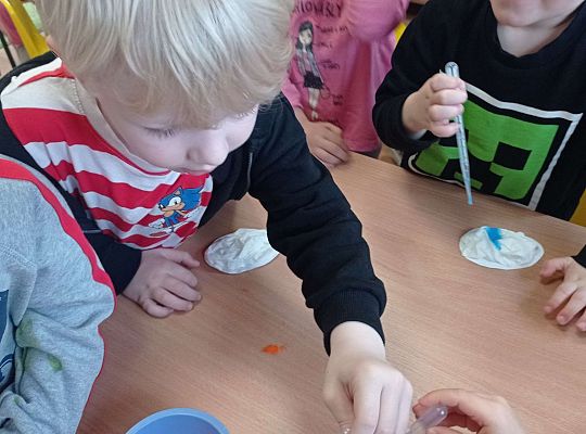 Gr. I Wspólna praca na Ogólnopolski Konkurs pt. "Wielkanocna kartka"