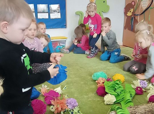 Gr. I Wspólna praca na Ogólnopolski Konkurs pt. "Wielkanocna kartka"