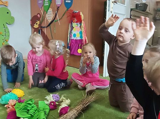 Gr. I Wspólna praca na Ogólnopolski Konkurs pt. "Wielkanocna kartka"