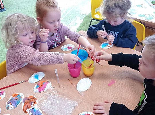 Gr. I Wspólna praca na Ogólnopolski Konkurs pt. "Wielkanocna kartka"