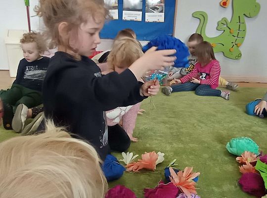 Gr. I Wspólna praca na Ogólnopolski Konkurs pt. "Wielkanocna kartka"