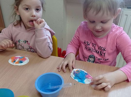 Gr. I Wspólna praca na Ogólnopolski Konkurs pt. "Wielkanocna kartka"