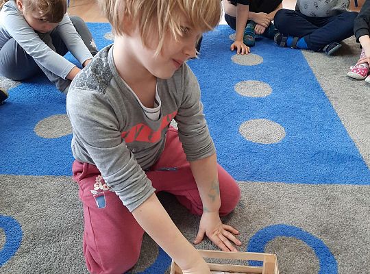 Gr. III "Przyjaciele Zippiego"- Czego możemy nauczyć się w sytuacji straty i zmiany