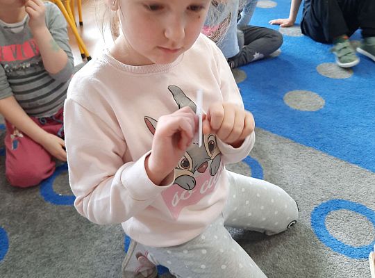 Gr. III "Przyjaciele Zippiego"- Czego możemy nauczyć się w sytuacji straty i zmiany