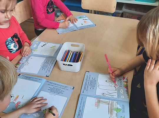 Gr. III "Przyjaciele Zippiego"- Czego możemy nauczyć się w sytuacji straty i zmiany