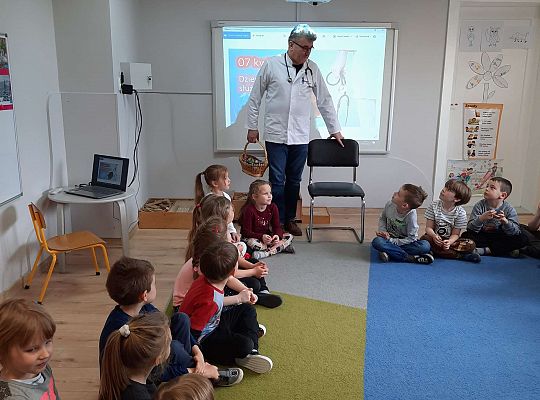 Gr. III i IV Poznajemy zawody - spotkanie z lekarzem