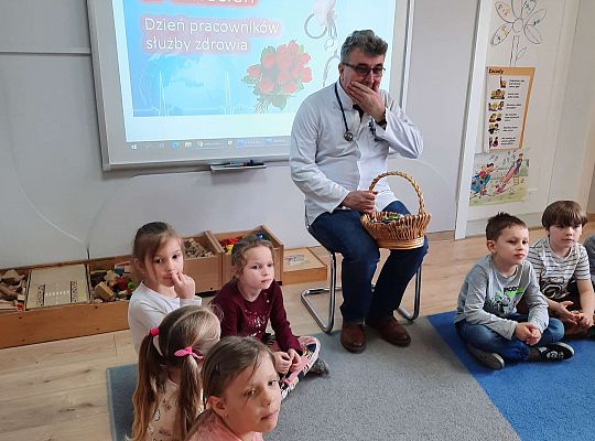 Gr. III i IV Poznajemy zawody - spotkanie z lekarzem
