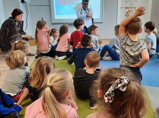 Gr. III i IV Poznajemy zawody - spotkanie z lekarzem