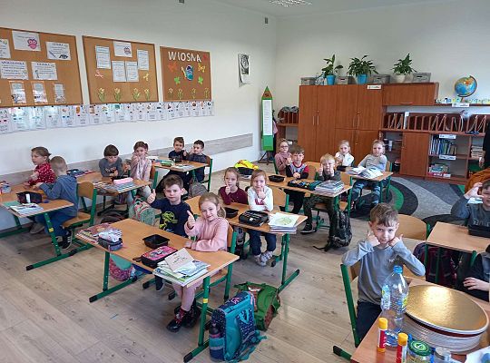 Gr. IV - Wizyta w szkole