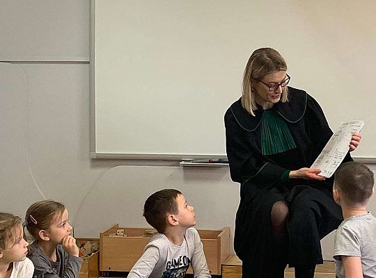 Gr. III i IV - Poznajemy zawody - spotkanie z adwokatem