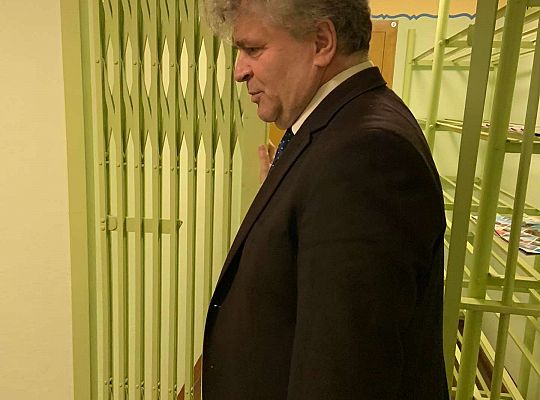 Gr. IV Z wizytą u p. Burmistrza naszego miasta- wielkanocne życzenia