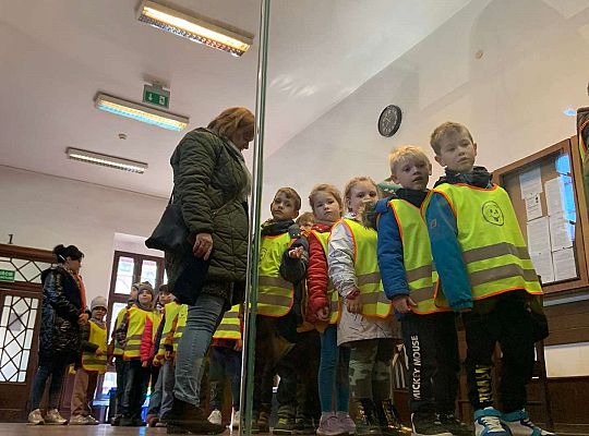 Gr. IV Z wizytą u p. Burmistrza naszego miasta- wielkanocne życzenia