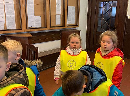 Gr. IV Z wizytą u p. Burmistrza naszego miasta- wielkanocne życzenia