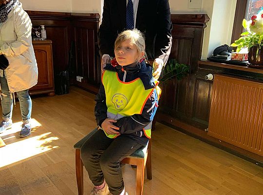 Gr. IV Z wizytą u p. Burmistrza naszego miasta- wielkanocne życzenia