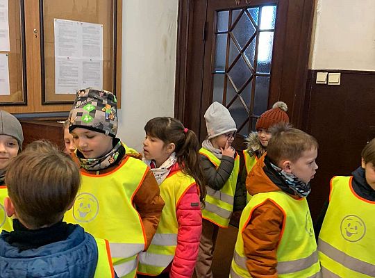 Gr. IV Z wizytą u p. Burmistrza naszego miasta- wielkanocne życzenia