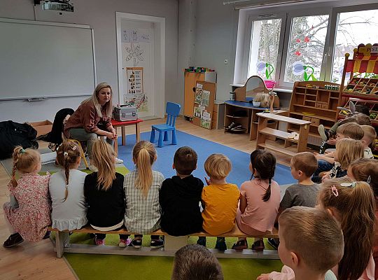 Poznajemy zawody - spotkanie z projektantką i makijażystką