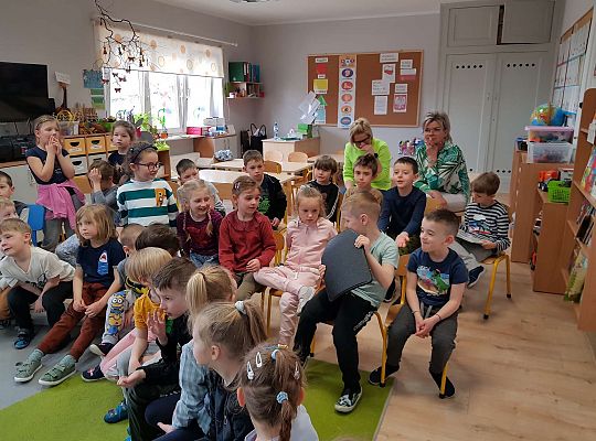 Poznajemy zawody - spotkanie z projektantką i makijażystką