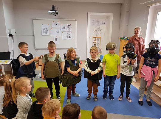 Poznajemy zawody - spotkanie z projektantką i makijażystką