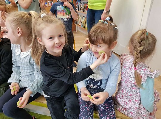 Poznajemy zawody - spotkanie z projektantką i makijażystką