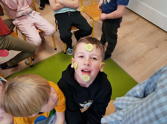 Poznajemy zawody - spotkanie z projektantką i makijażystką