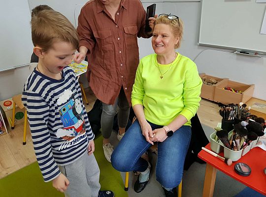 Poznajemy zawody - spotkanie z projektantką i makijażystką