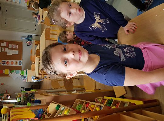 Poznajemy zawody - spotkanie z projektantką i makijażystką