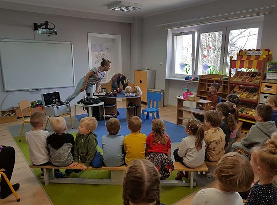 Poznajemy zawody - spotkanie z fryzjerką