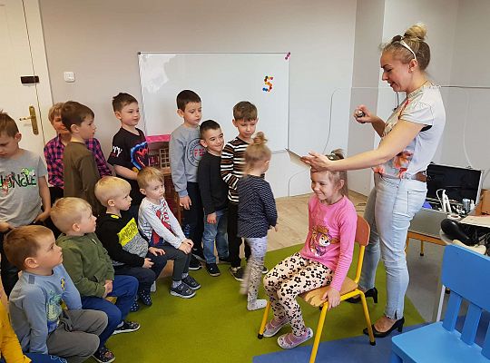 Poznajemy zawody - spotkanie z fryzjerką