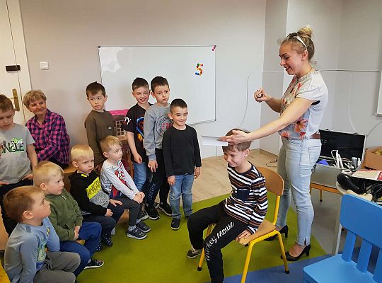 Poznajemy zawody - spotkanie z fryzjerką