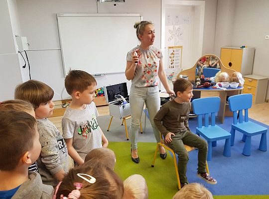 Poznajemy zawody - spotkanie z fryzjerką